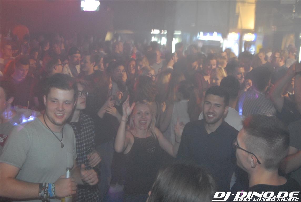 Alles 90er Party @ The Sedgwick Aschaffenburg (09.06.2017) – Foto 11