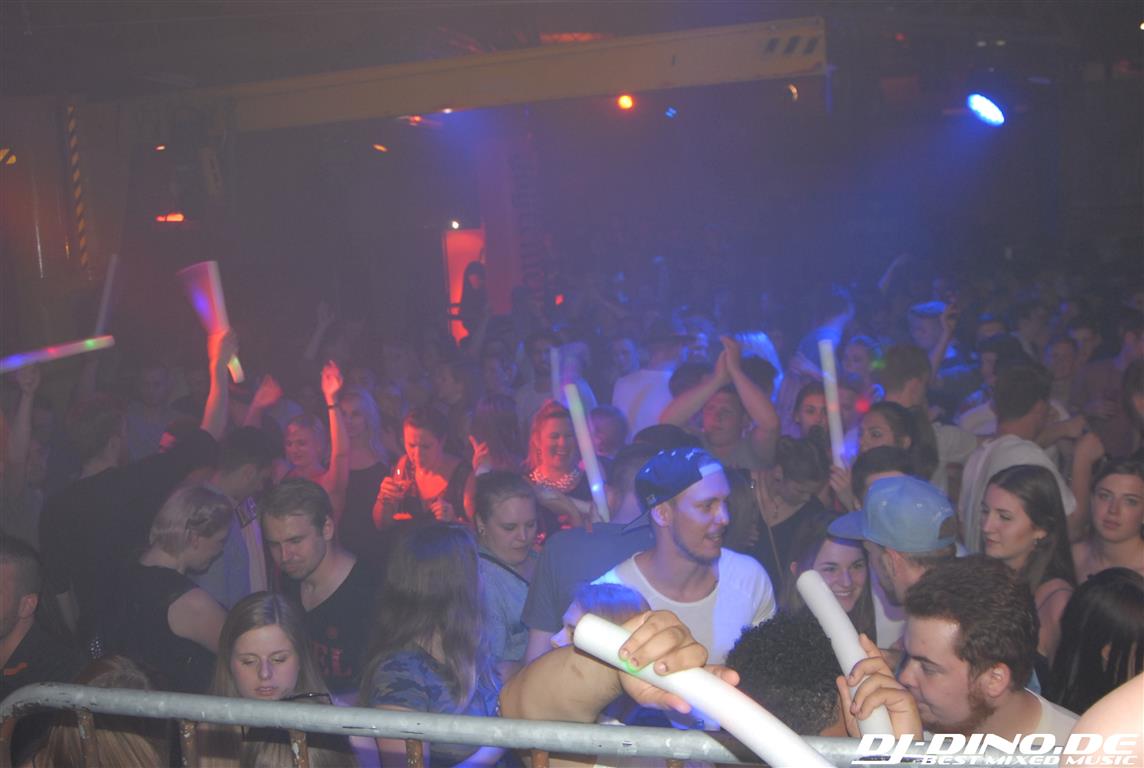 Alles 90er Party @ The Sedgwick Aschaffenburg (12.05.2017) – Foto 26