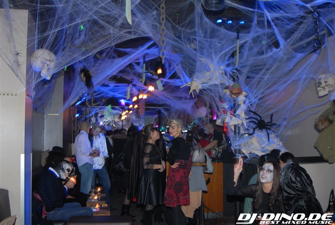 Halloween 2016 @ barhundert Frankfurt – Foto 11