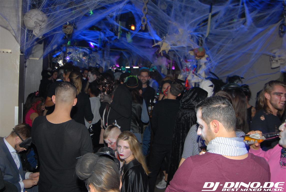 Halloween 2016 @ barhundert Frankfurt – Foto 17