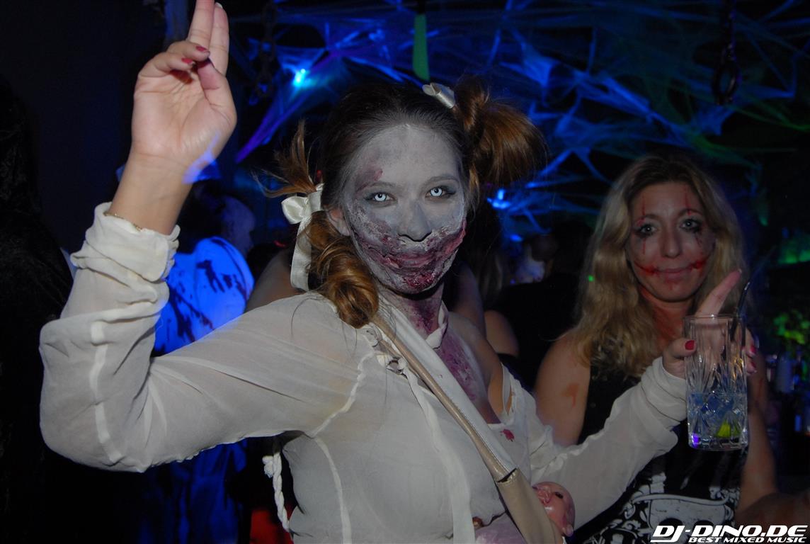 Halloween 2017 @ barhundert Frankfurt – Foto 8