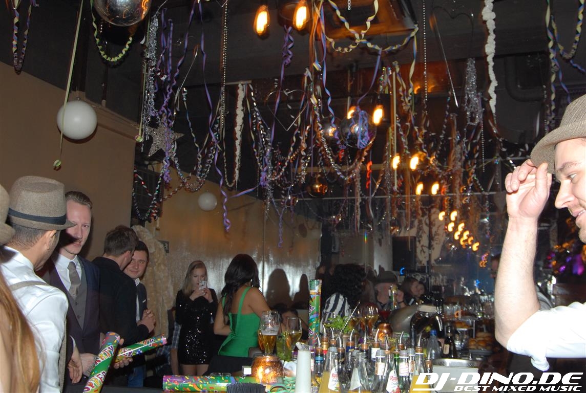 Silvester 2017 – Happy New Year @ barhundert Frankfurt – Foto 11